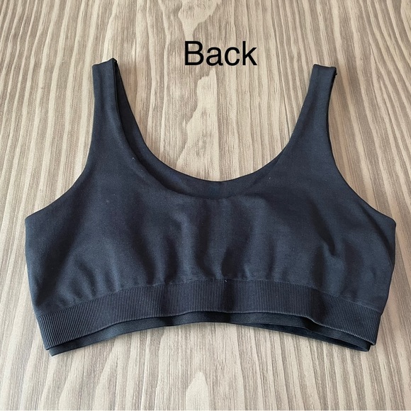 Outdoor Voices sports bra - Picture 2 of 4